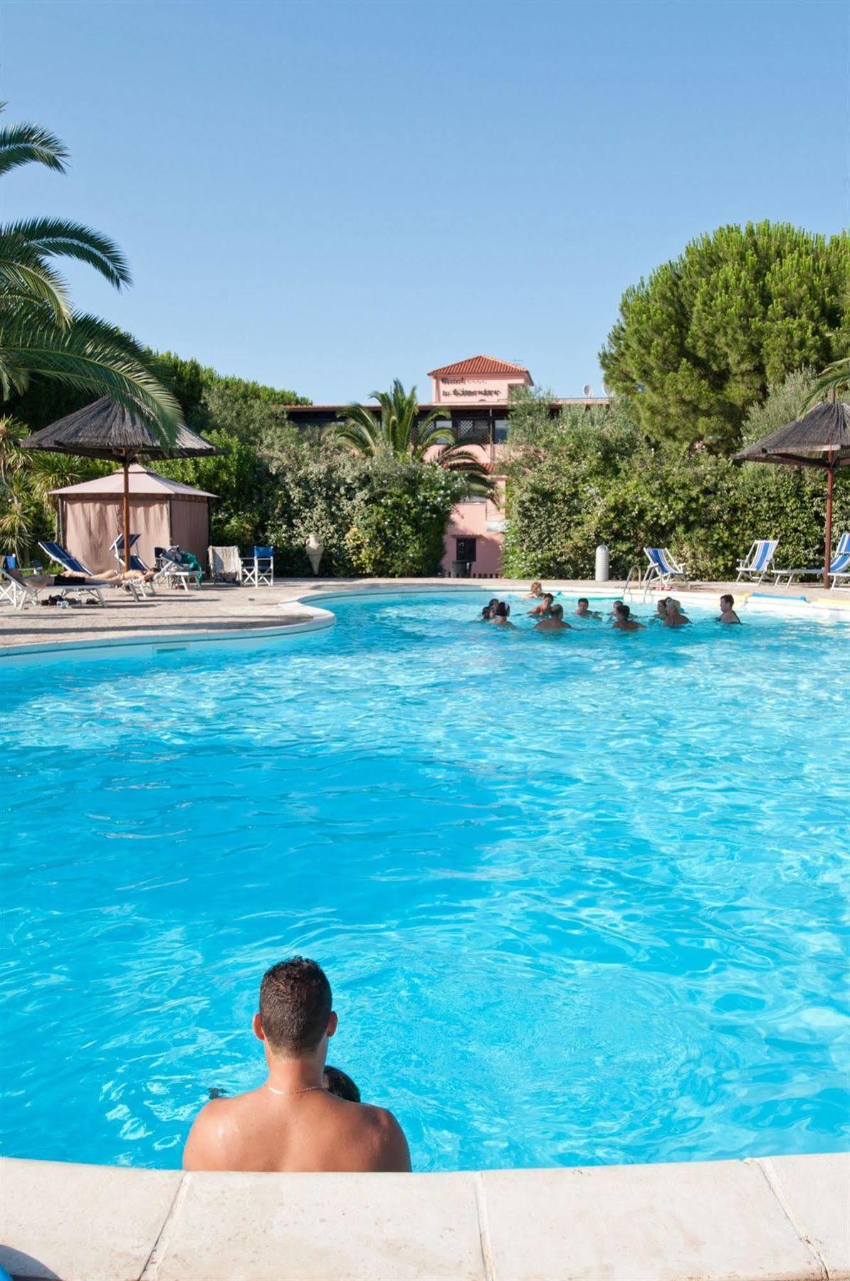 ויאסטה Hotel Le Ginestre Family & Wellness מראה חיצוני תמונה