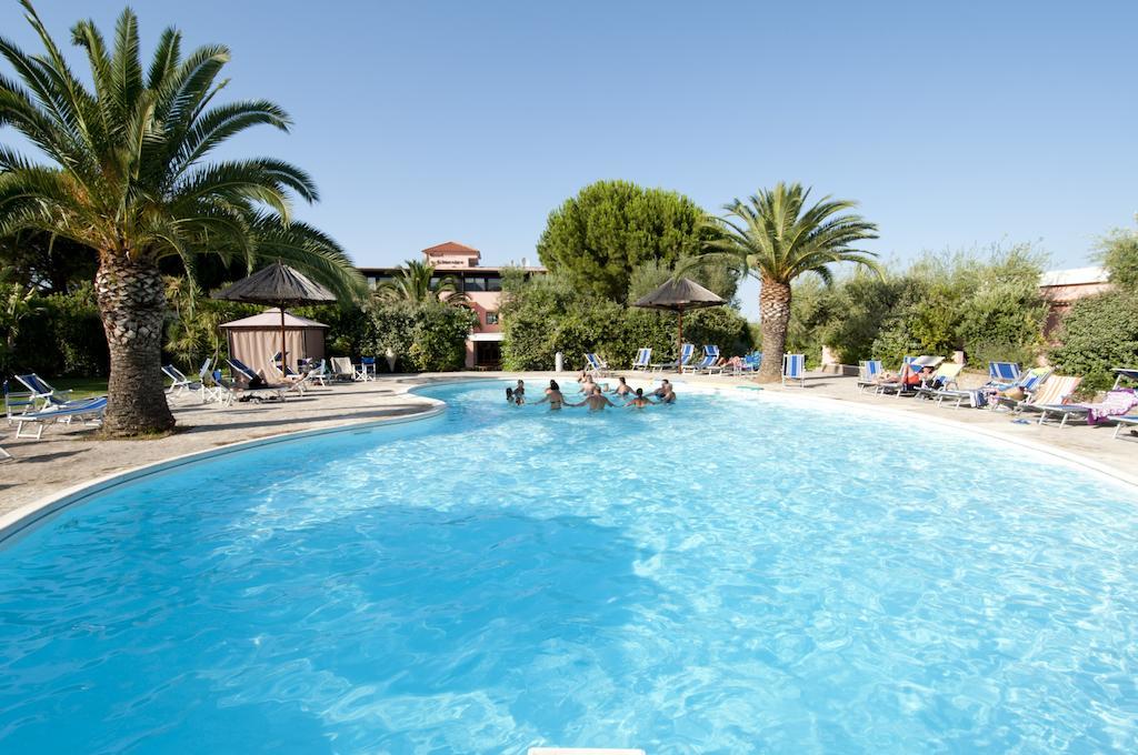 ויאסטה Hotel Le Ginestre Family & Wellness מראה חיצוני תמונה